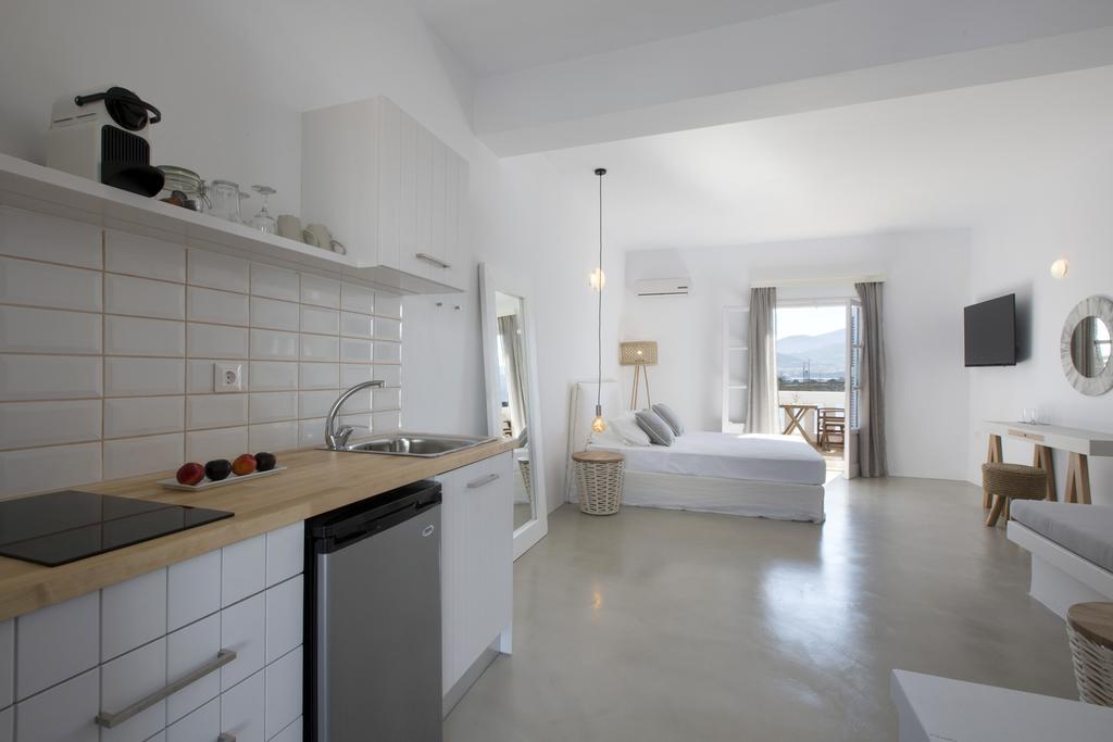 Kouros Village Hotel